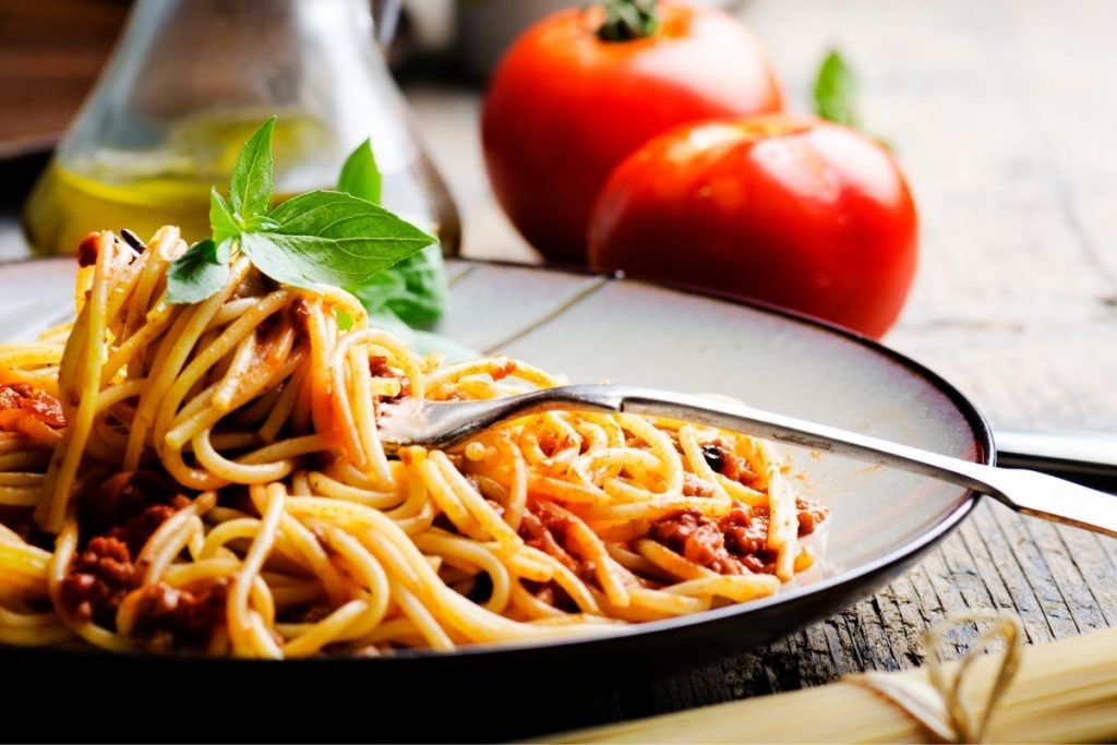 PROFITABLE PASTA TAKE-OUT BUSINESS