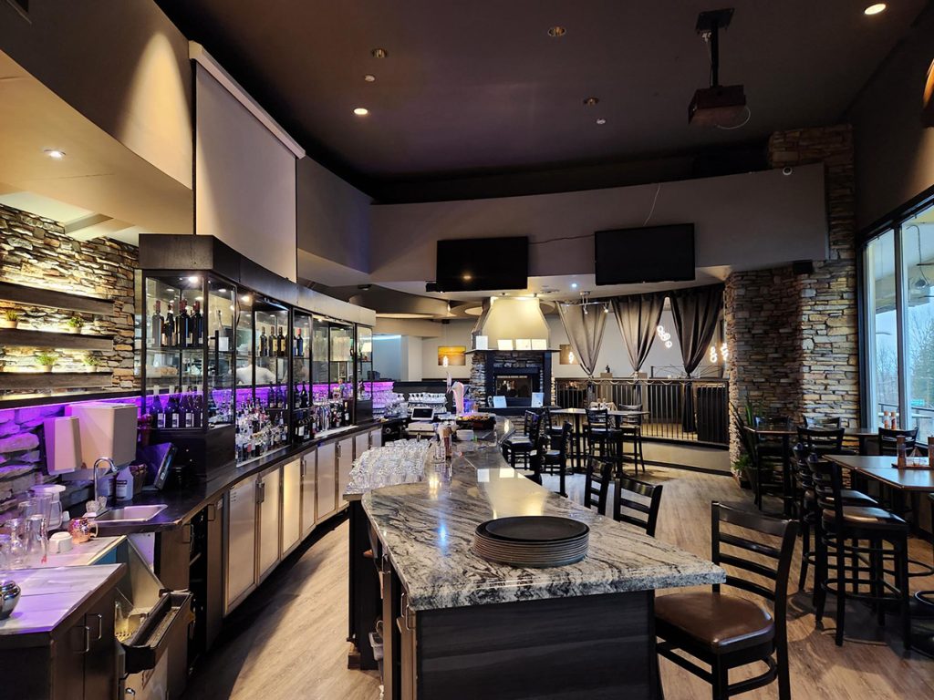 Restaurant With 5 Banquet Halls in Mission