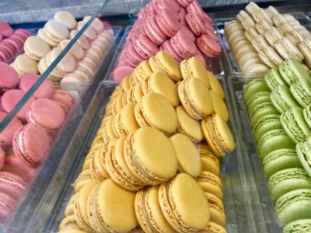 VEGAN BAKERY CAFE IN KITSILANO!!